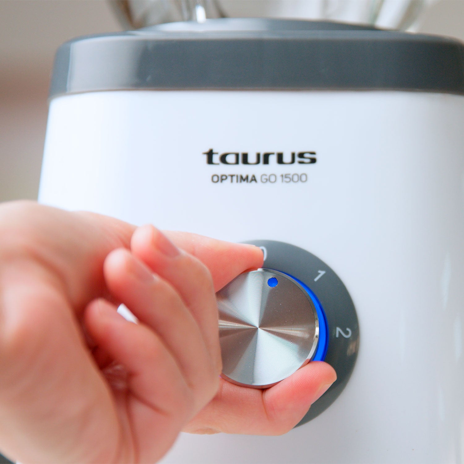 Taurus Glass Blender 1500W 1.5 litres White Color+Cup 3 912471000 Optima Go 1500 7