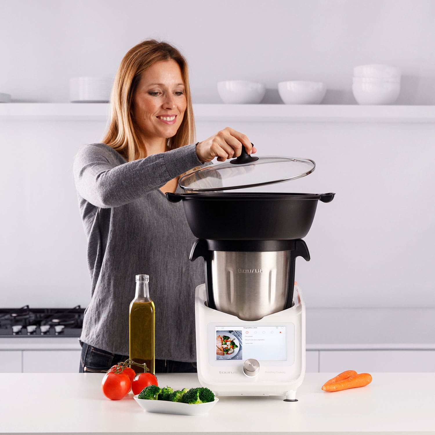 Mélange accessoire pour la cuisine à tendance des robots de cuisine – Taurus
