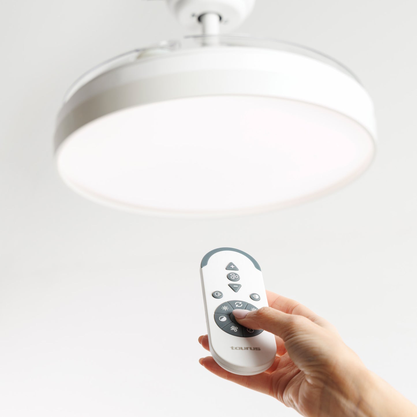 POLAR HIDE & GO