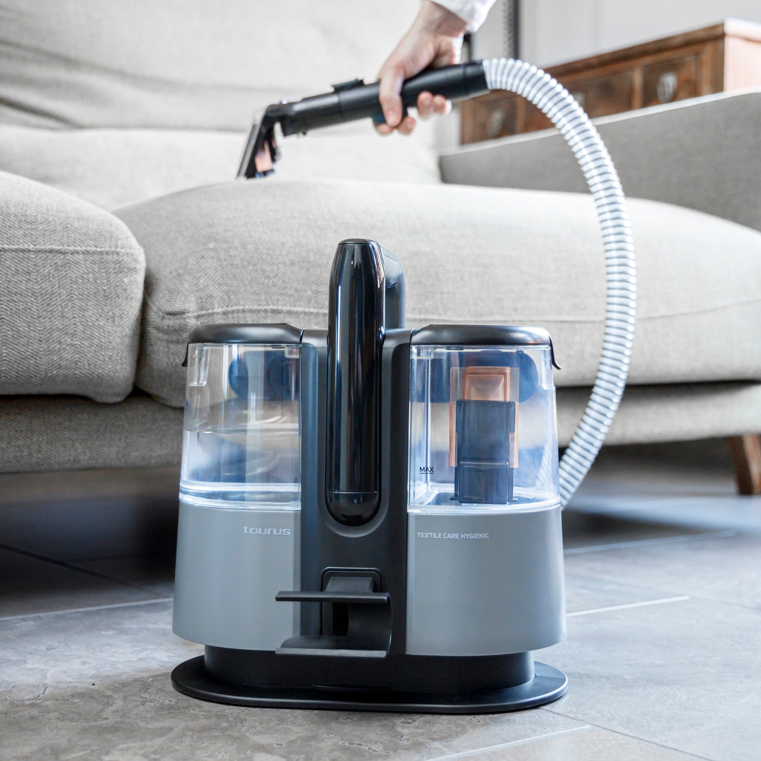 Los mejores limpiadores de manchas eléctricos de 2024 para sofás, alfombras  y tapicerías